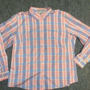 L.L. Bean Women's Plaid Button Down Shirt in Blue and Pink